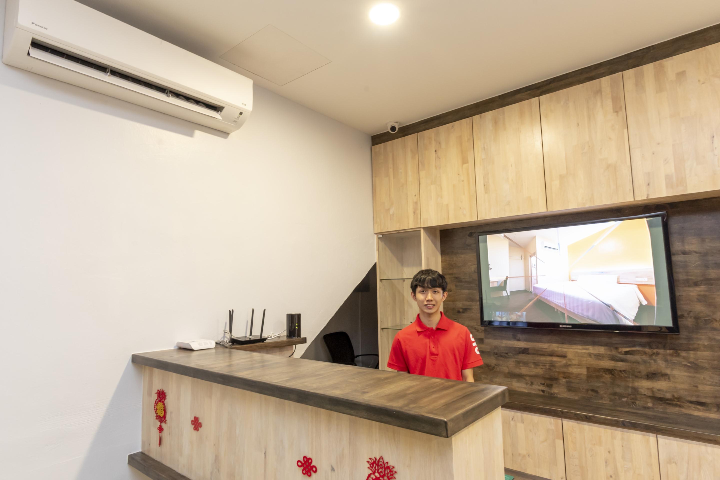 Oyo 778 Bmw 2 Hotel Муар Екстериор снимка
