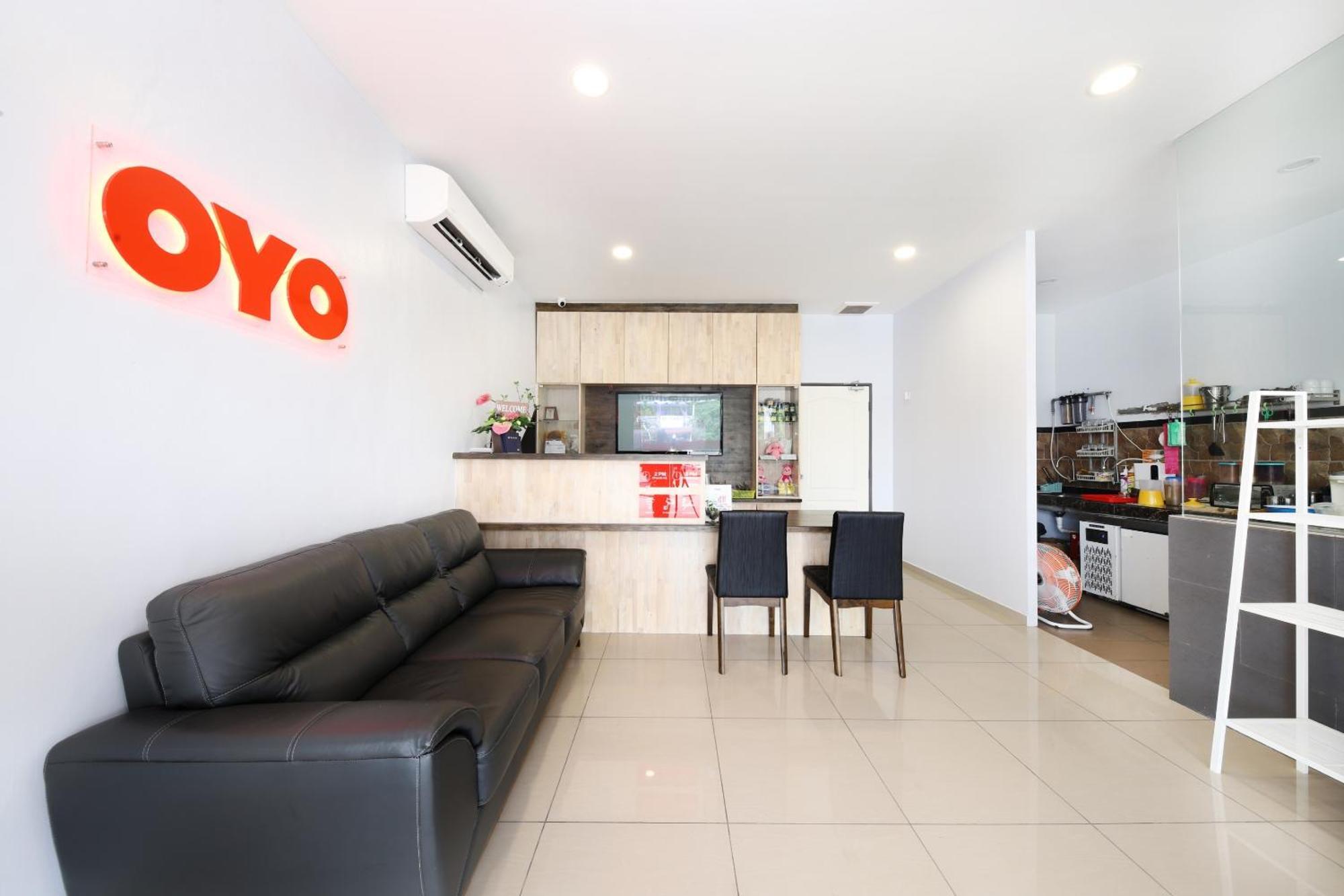 Oyo 778 Bmw 2 Hotel Муар Екстериор снимка